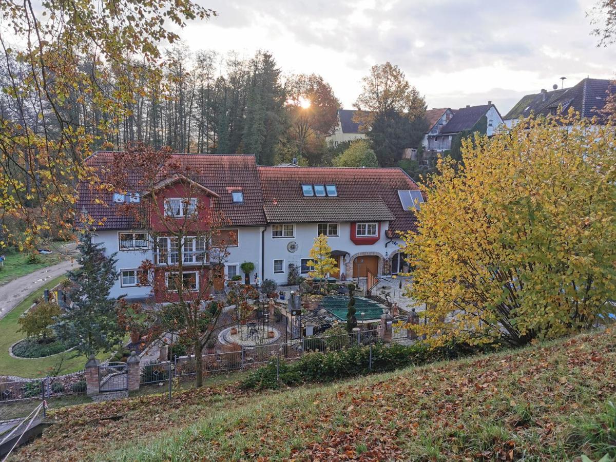 Gaestezimmer Reitinger Siegenburg Exterior foto