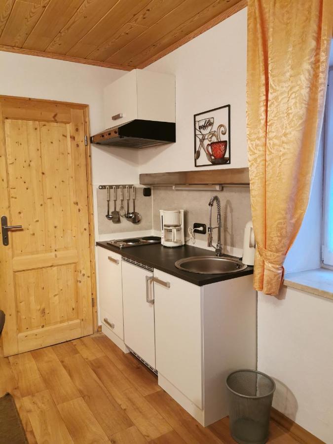 Gaestezimmer Reitinger Siegenburg Exterior foto
